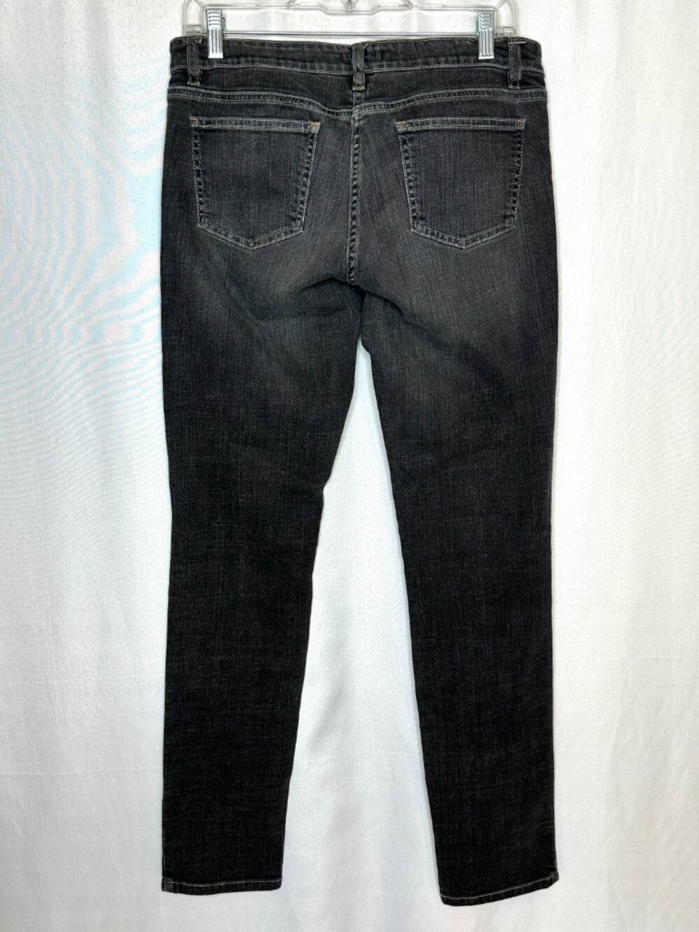 Eileen Fisher Tapered Leg Black Jeans, Size 10 Minimalist Capsule Classic - Picture 2 of 6